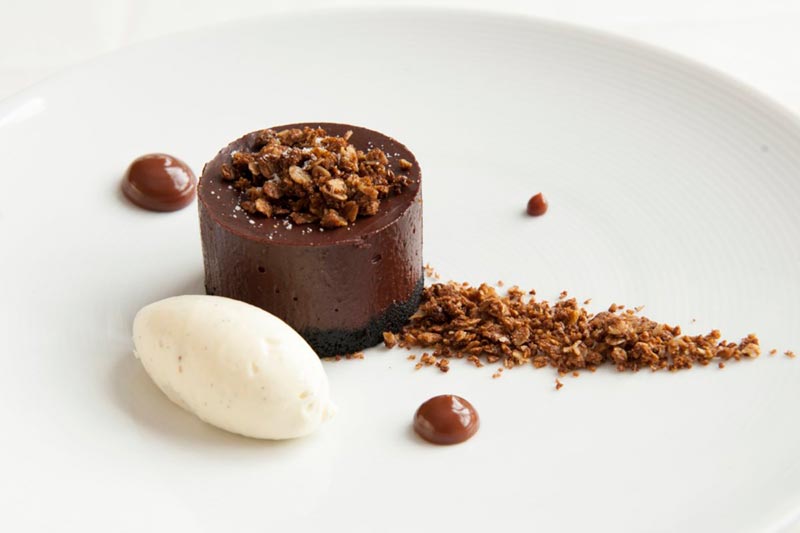5 вкусных современных десерта. Шоколадный чизкейк с орео без выпечки